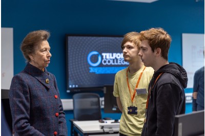 Royal seal of approval for new Telford College campus